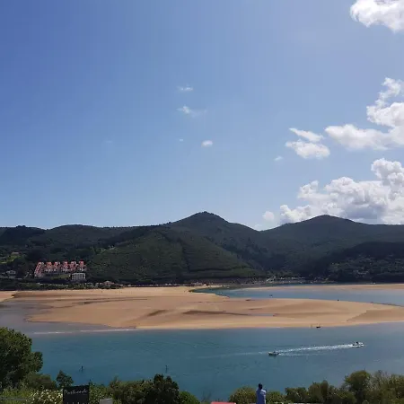 Kaltzada Etxea- Busturia 別荘